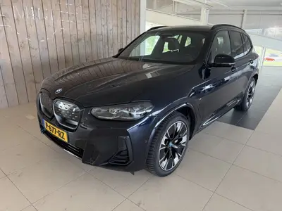 BMW iX3 High Executive 80 kWh SOH 96 uit 2022