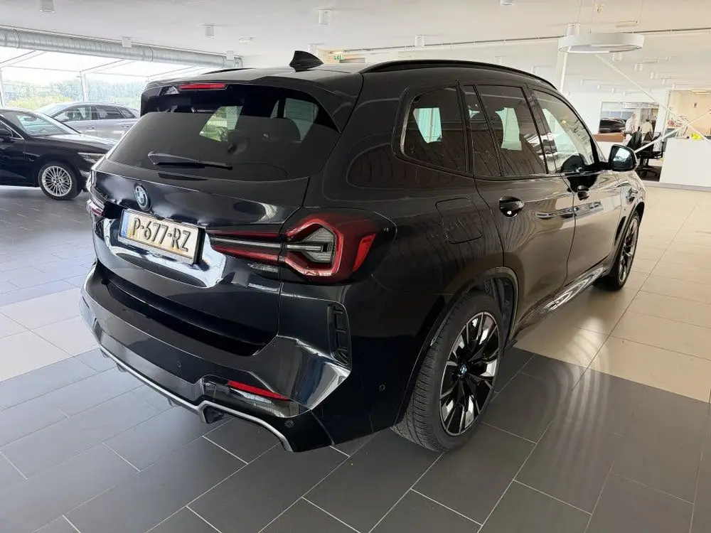 BMW iX3 High Executive 80 kWh SOH 96 uit 2022, foto 3