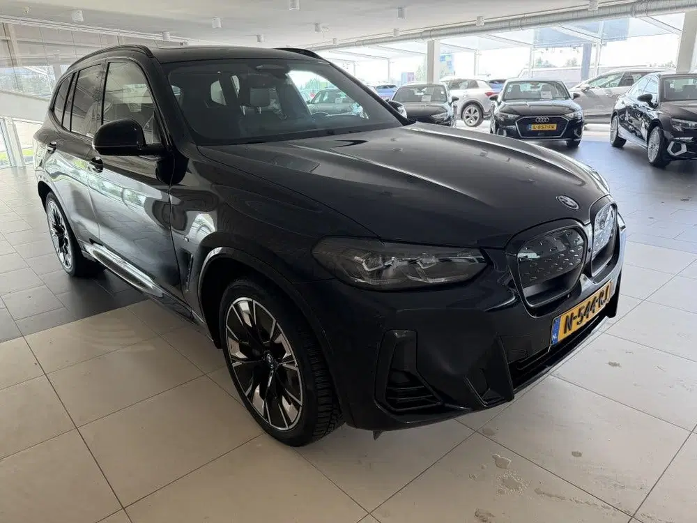 BMW iX3 High Executive 80kWh SOH 100% (bj 2021 uit 2021, foto 2