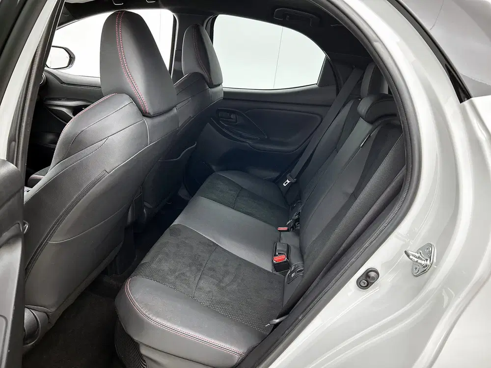 Toyota Yaris 1.5 Hybrid GR Sport uit 2022, foto 20
