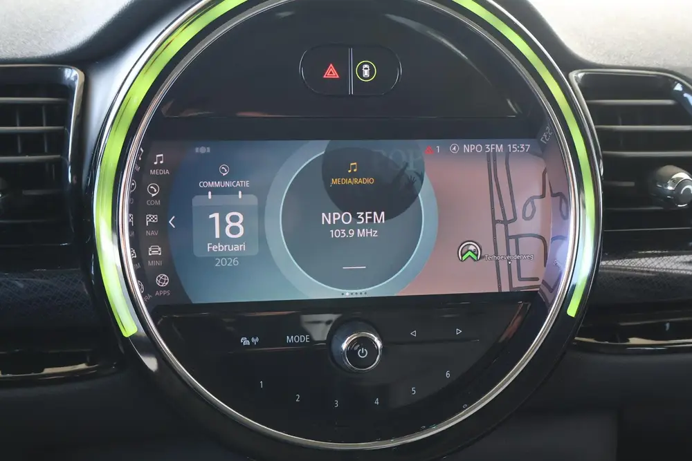 Mini Clubman One uit 2022, foto 10