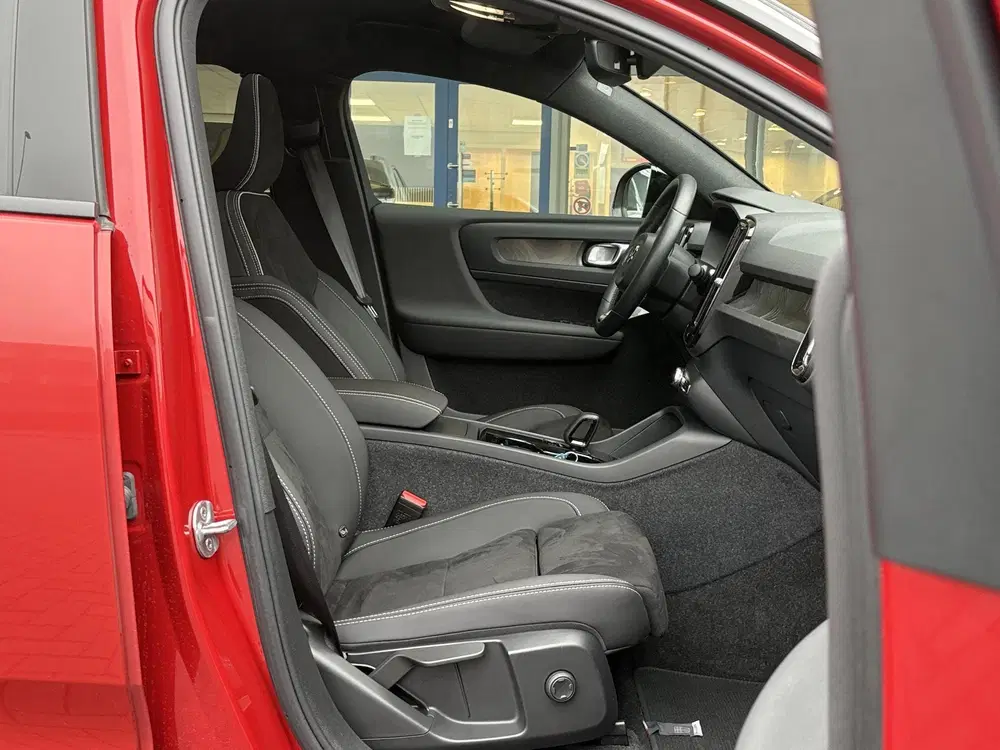 Volvo C40 Recharge Plus 69 kWh uit 2023, foto 5
