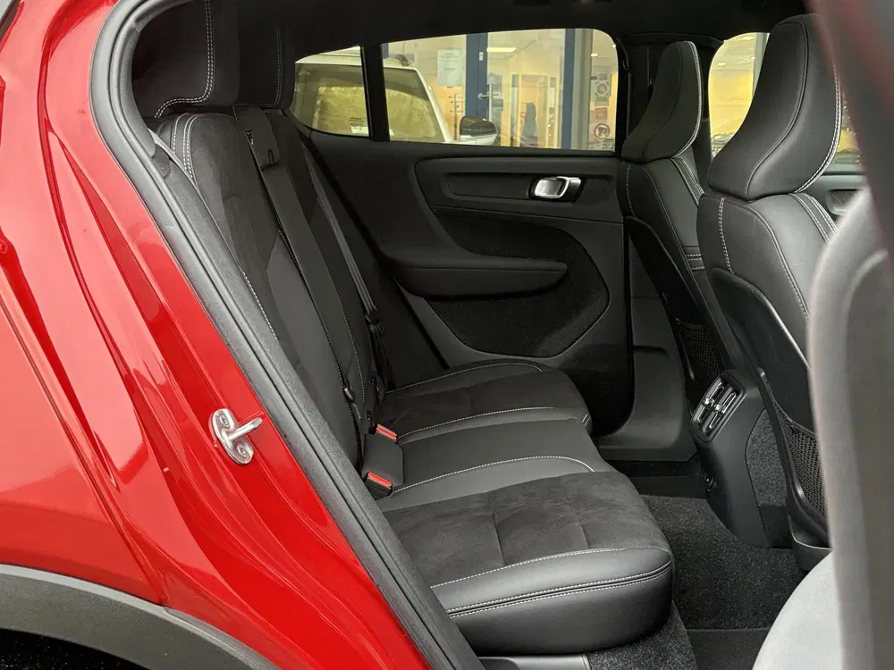 Volvo C40 Recharge Plus 69 kWh uit 2023, foto 6