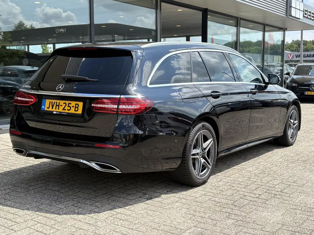 Mercedes-Benz E-Klasse 300 e AMG Line PHEV uit 2023, foto 7