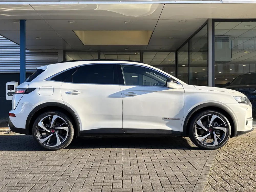 DS Automobiles DS 7 Crossback DS DS 7 Crossback E-Tense 4x4 Performance uit 2022, foto 4