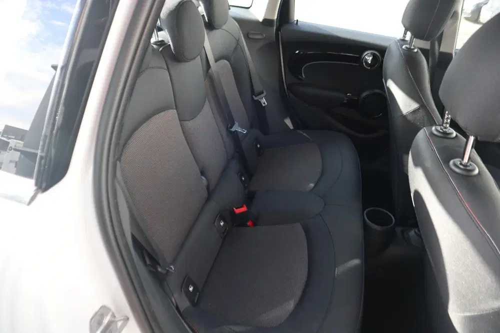 Mini Cooper Cooper uit 2024, foto 19