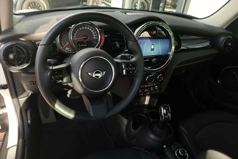 Mini Cooper Cooper uit 2024, foto 6