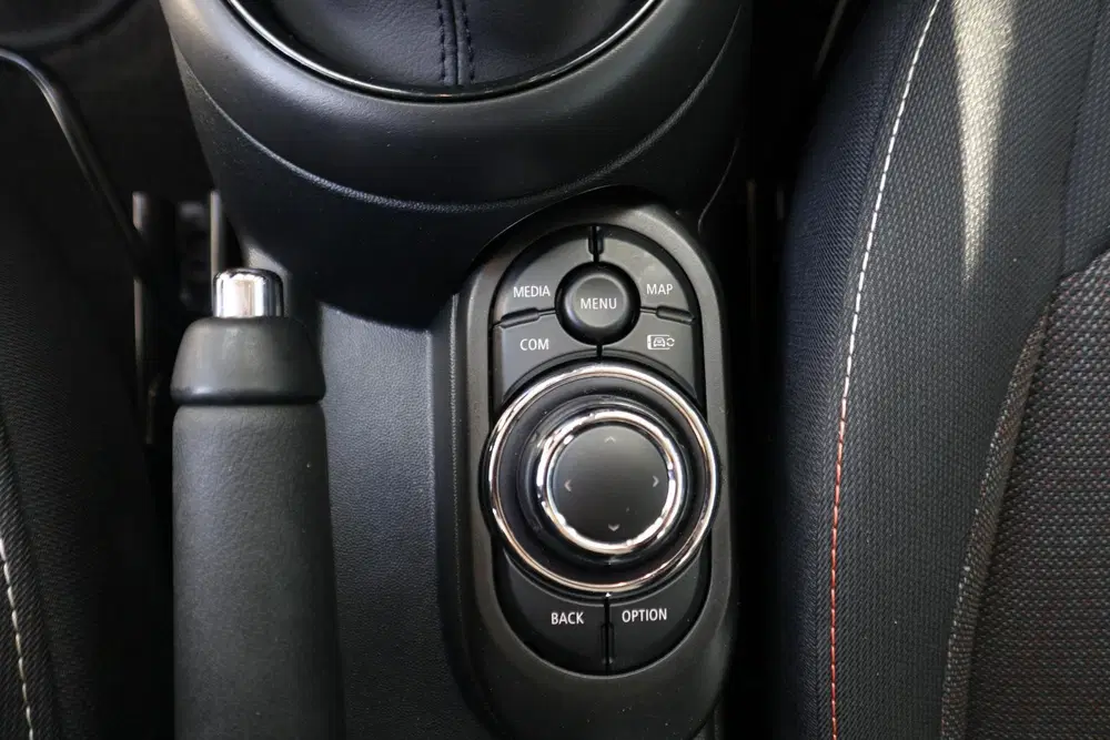 Mini Cooper Cooper uit 2024, foto 17