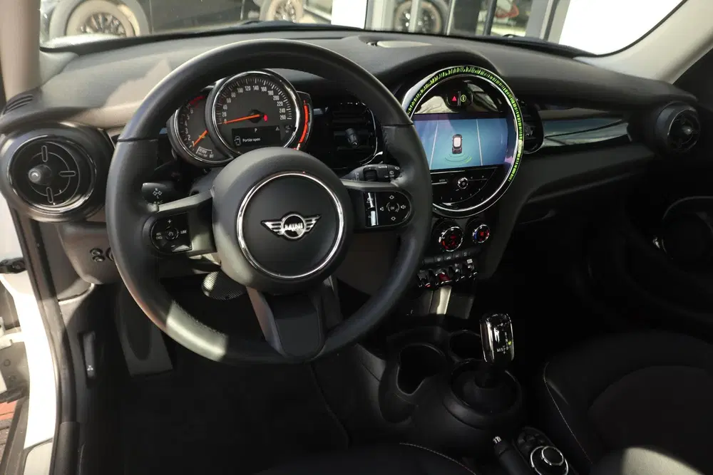 Mini Cooper Cooper uit 2024, foto 6