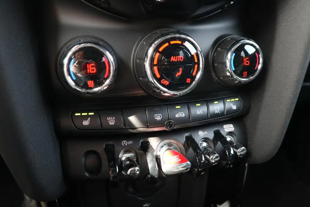 Mini Cooper S Cooper S uit 2022, foto 15