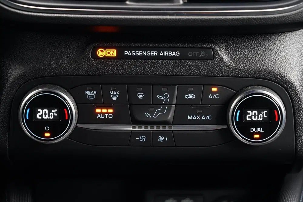 Ford Focus 1.0 EcoBoost Active X Business uit 2021, foto 12