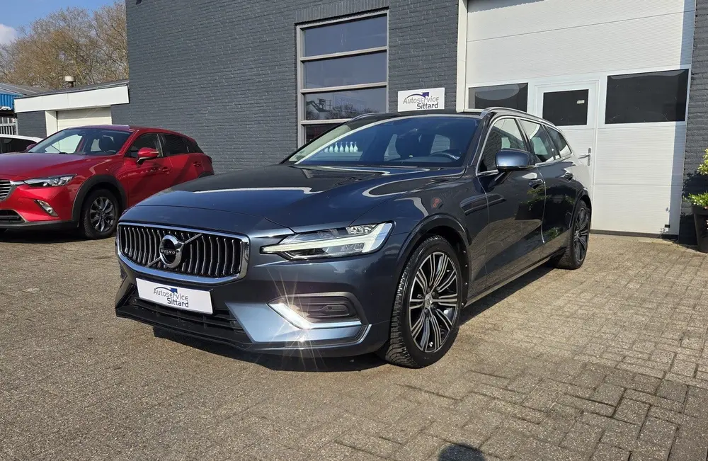 Volvo V60 2.0 T5 Inscription uit 2019, foto 3