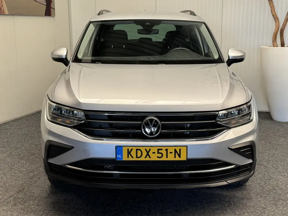 VOLKSWAGEN TIGUAN 1.4 TSI eHYBRID 245 PK DSG NAVIGATIE ADAPT uit 2021, foto 3