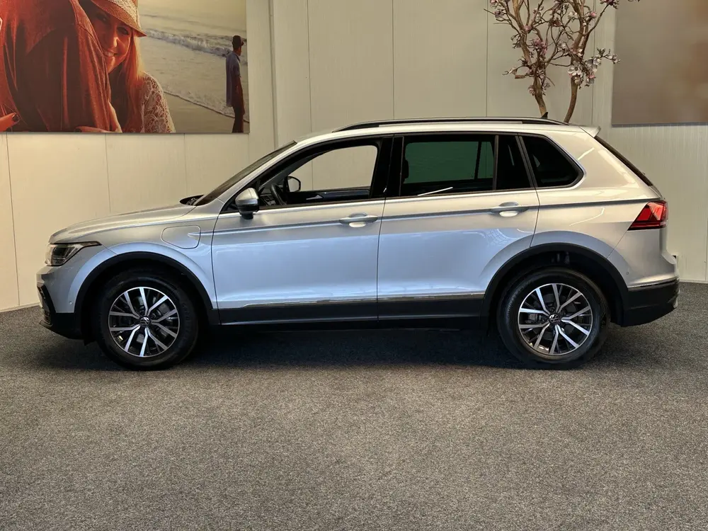 VOLKSWAGEN TIGUAN 1.4 TSI eHYBRID 245 PK DSG NAVIGATIE ADAPT uit 2021, foto 5