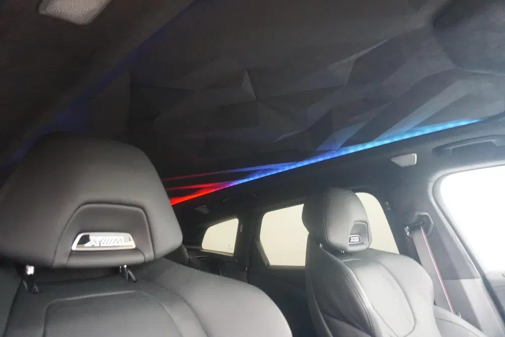 BMW XM uit 2024, foto 14