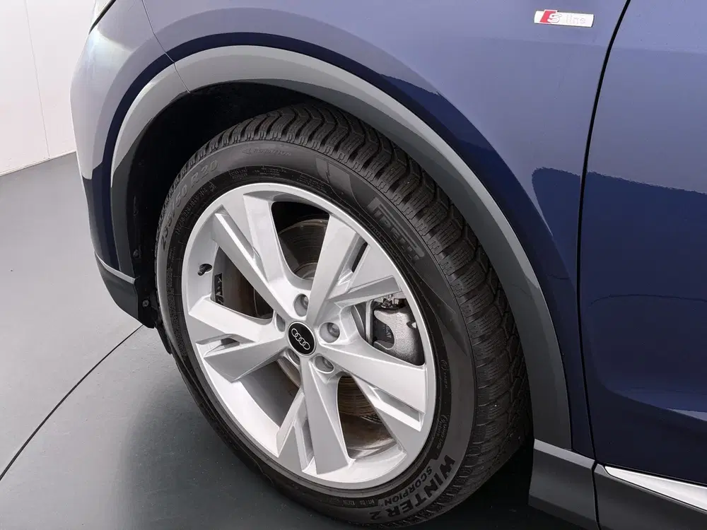 Audi Q4 e-tron 45 Edition 82 kWh S-LINE uit 2024, foto 13