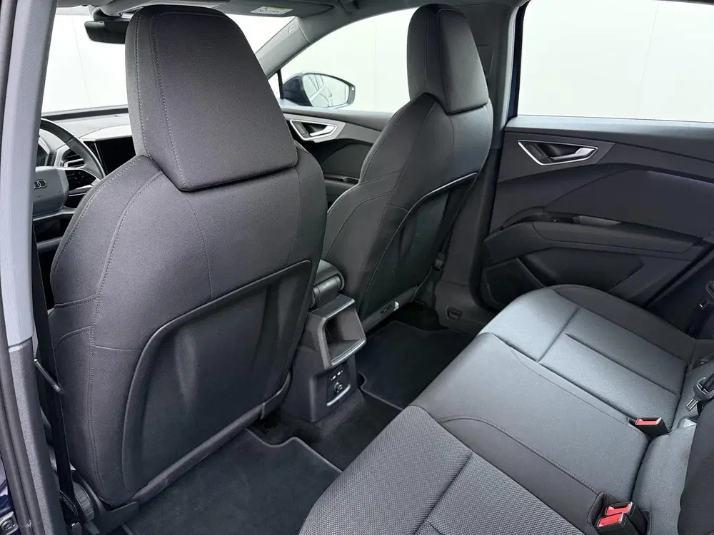 Audi Q4 e-tron 45 Edition 82 kWh S-LINE uit 2024, foto 20