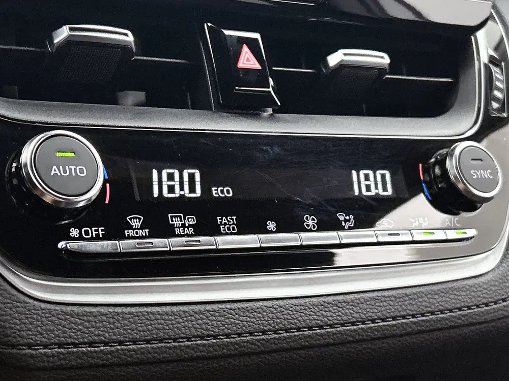Toyota Corolla Cross Hybrid 140 Style uit 2025, foto 12
