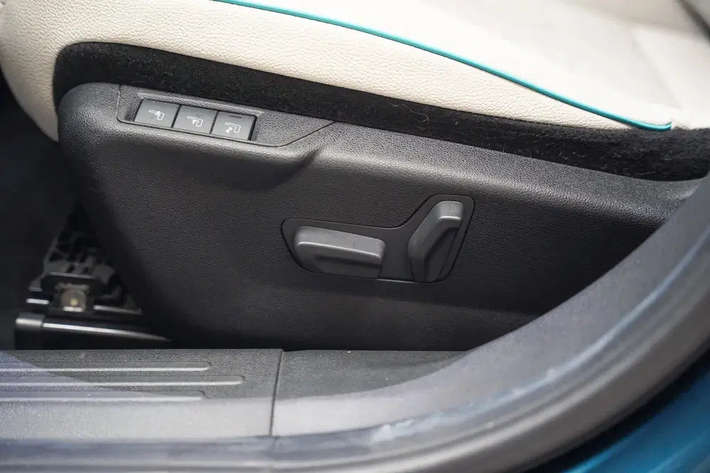 Fiat 600e La Prima 54 kWh [ Navi Camera Apple uit 2024, foto 13