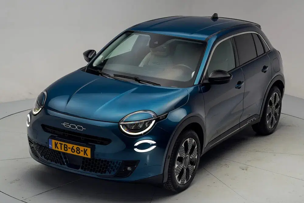 Fiat 600e La Prima 54 kWh [ Navi Camera Apple uit 2024, foto 17