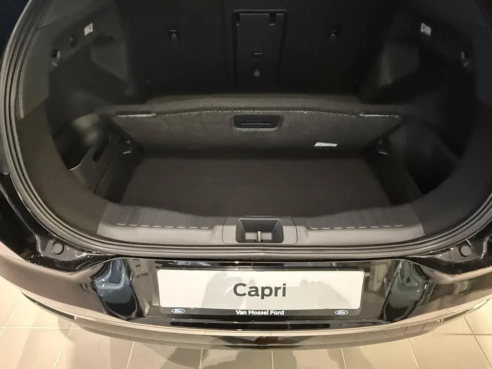 Ford Capri Extended Range RWD 77 kWh uit 2026, foto 8