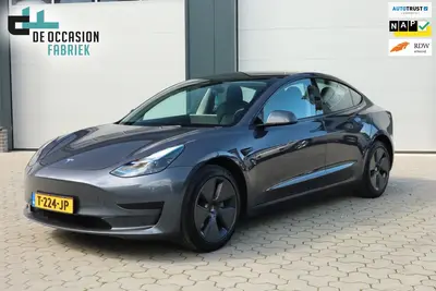 Tesla Model 3 Standard RWD Plus 60 kWh Elektr. achterkle uit 2023