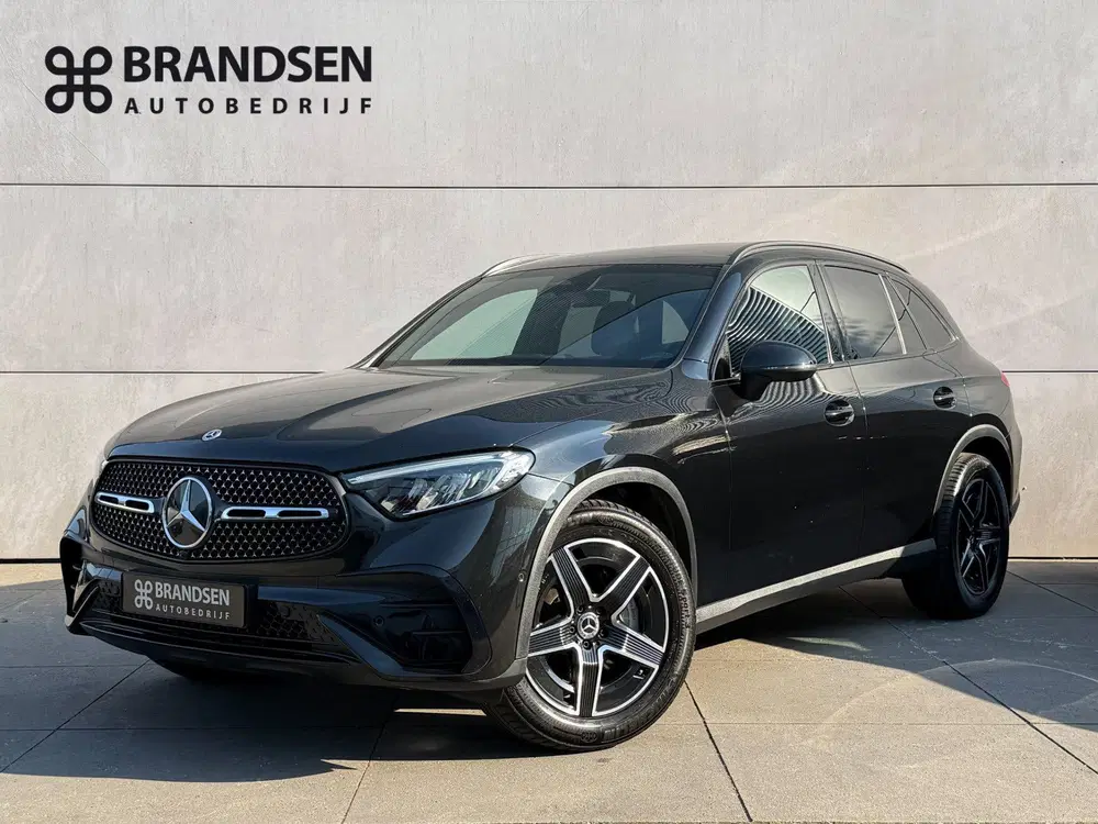 Mercedes-Benz GLC GLC 200 4MATIC AMG Line ACC-Pano-Trekhaak uit 2022