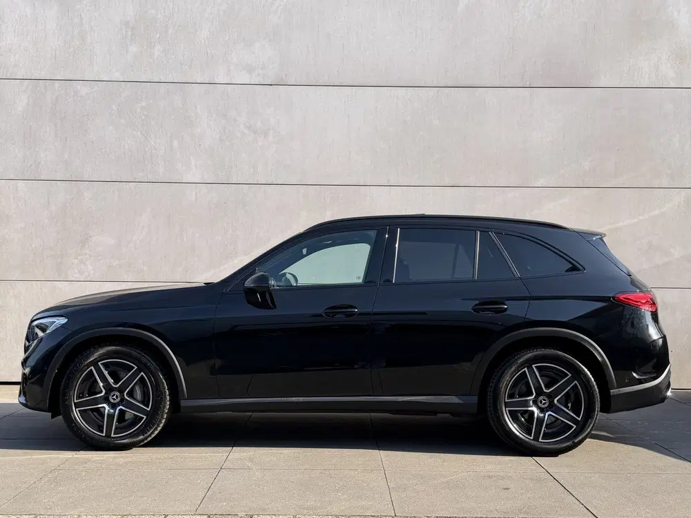 Mercedes-Benz GLC GLC 200 4MATIC AMG Line ACC-Pano-Trekhaak uit 2022, foto 6