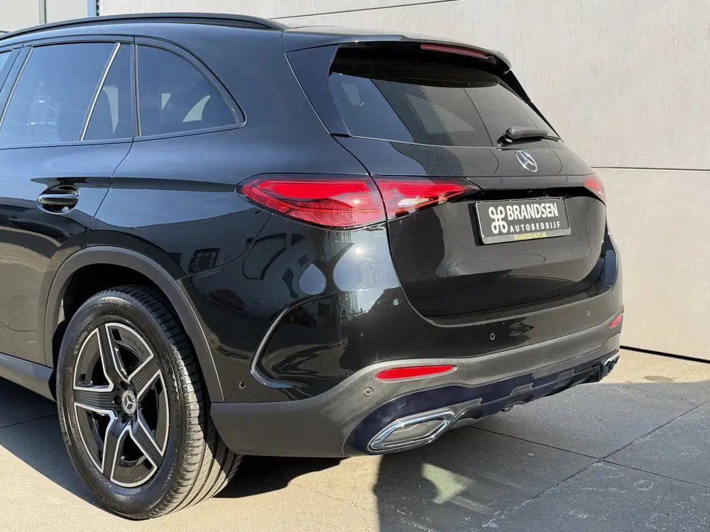 Mercedes-Benz GLC GLC 200 4MATIC AMG Line ACC-Pano-Trekhaak uit 2022, foto 9