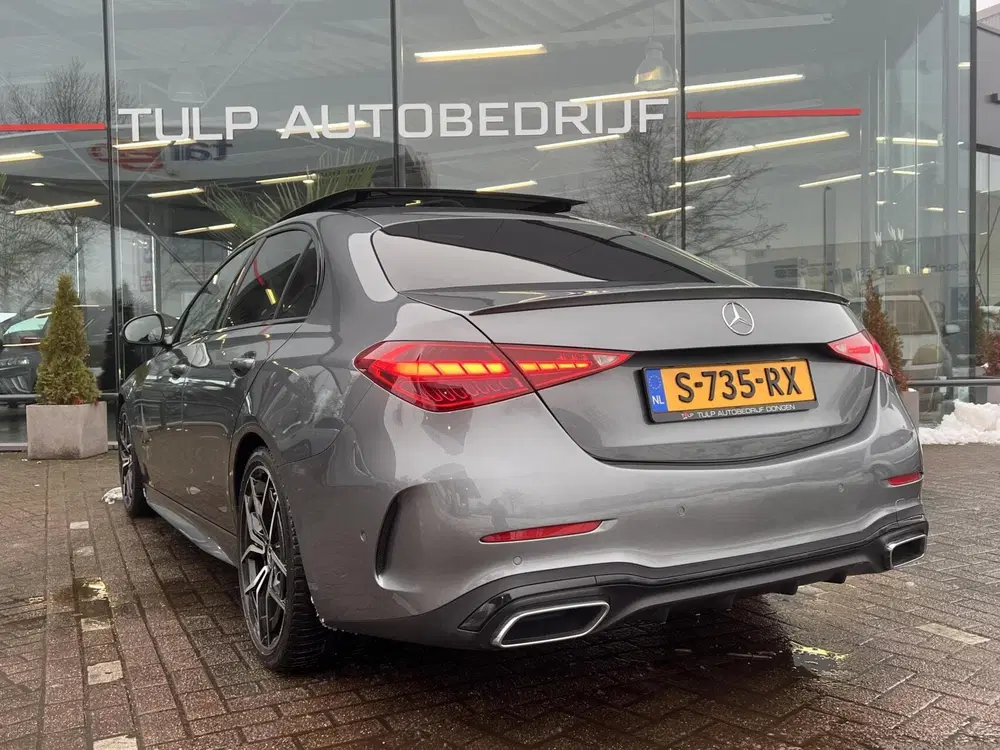 Mercedes-Benz C-Klasse 300 AMG Line Pano 360Cam Burmester 19"LMV uit 2022, foto 13