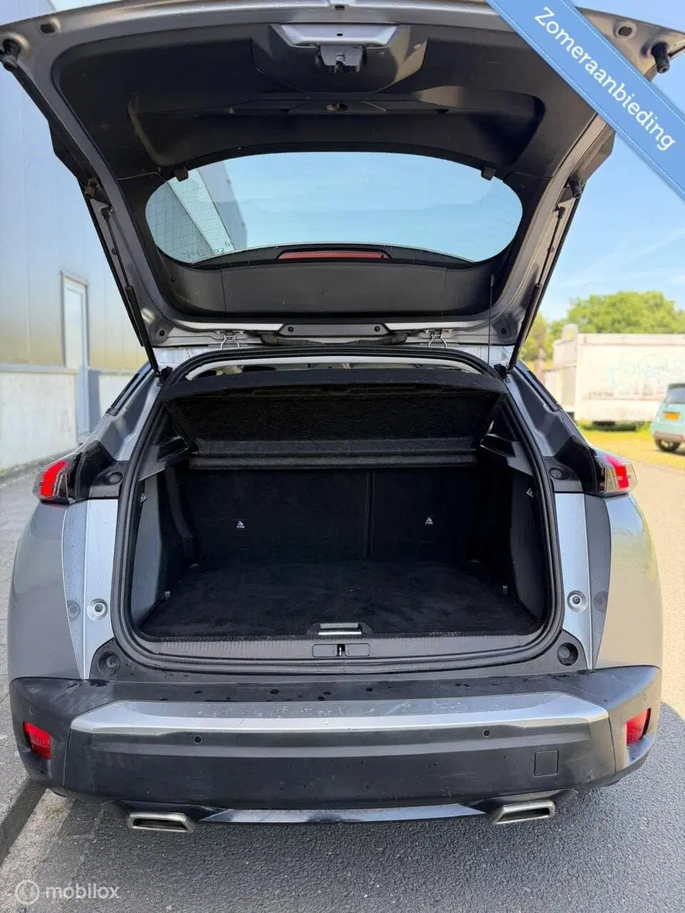 Peugeot 2008 1.2 PureTech Allure Automaat uit 2020, foto 13