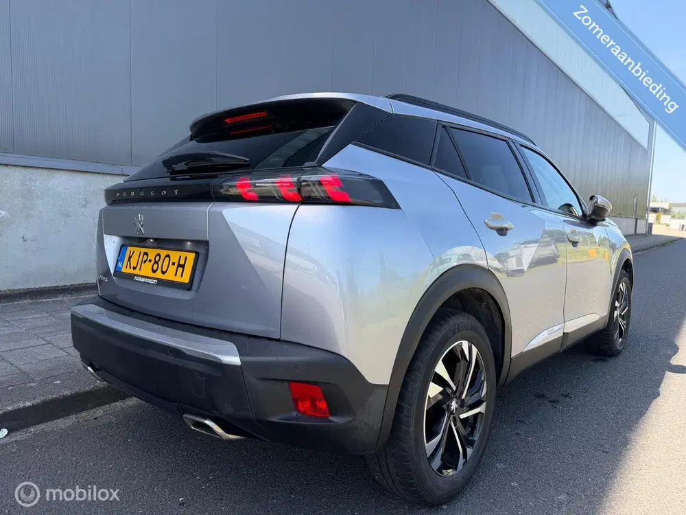 Peugeot 2008 1.2 PureTech Allure Automaat uit 2020, foto 15