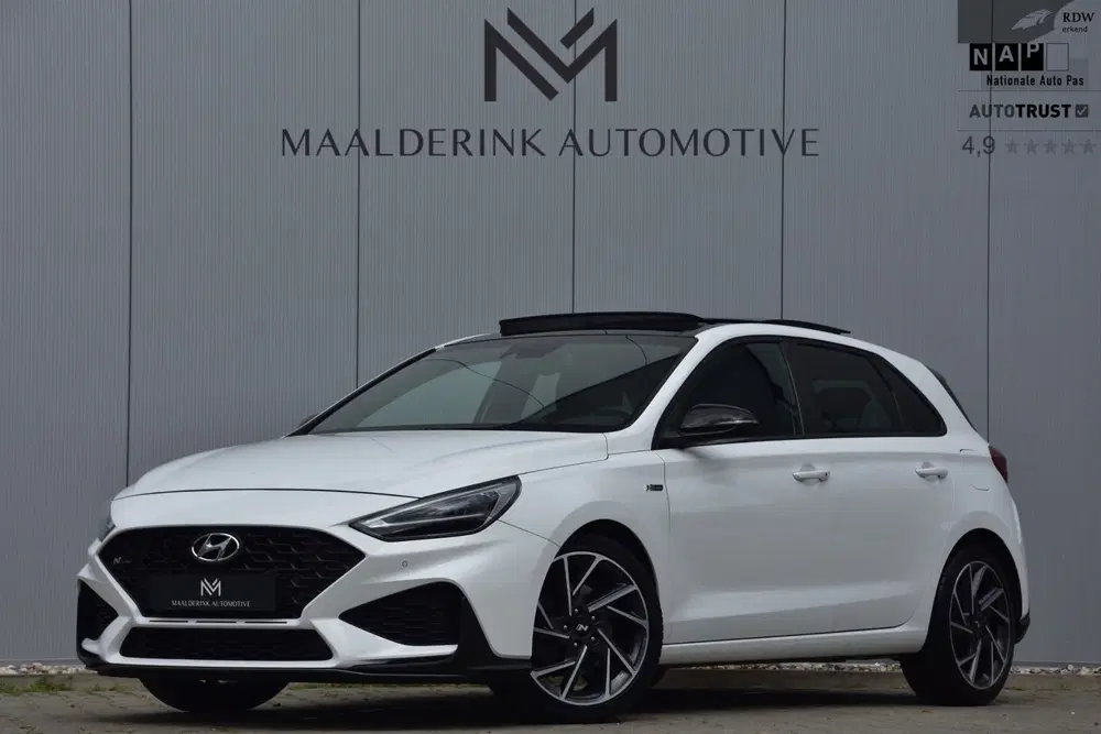Hyundai i30 1.5 T-GDi MHEV N Line Panodak uit 2022