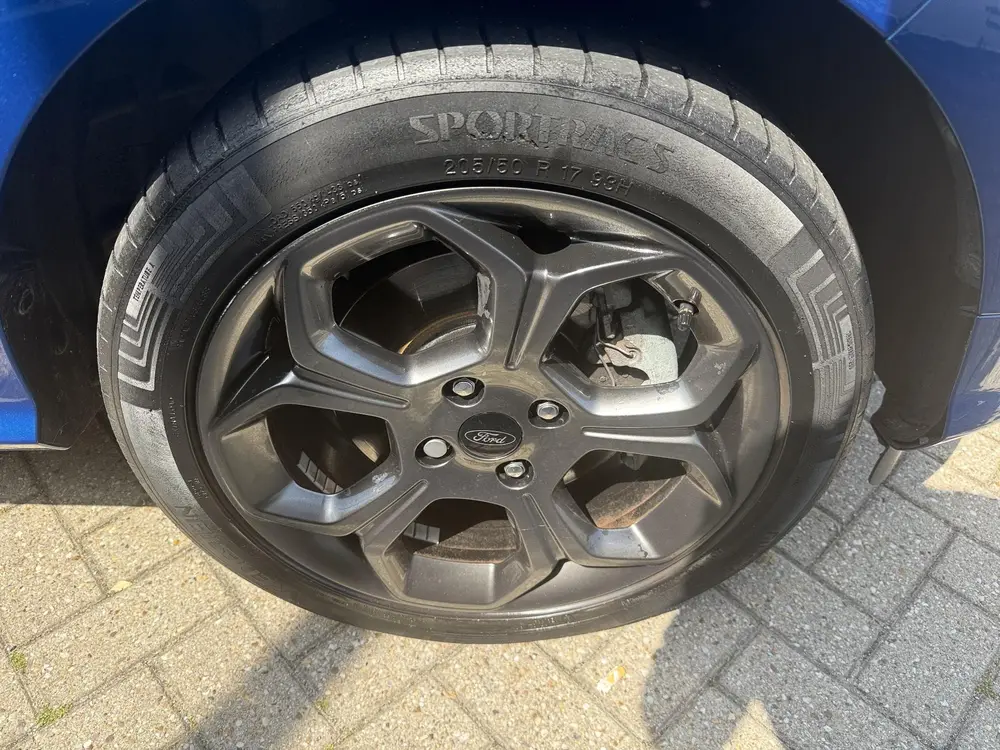 Ford EcoSport 1.0 EcoBoost ST-Line Automaat uit 2019, foto 7