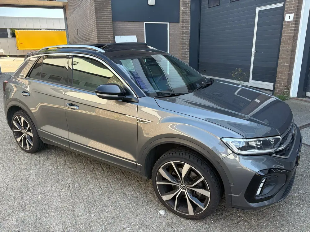 Volkswagen T-Roc 1.5 TSI 150pk 7-DSG 2022 Grijs uit 2022, foto 3