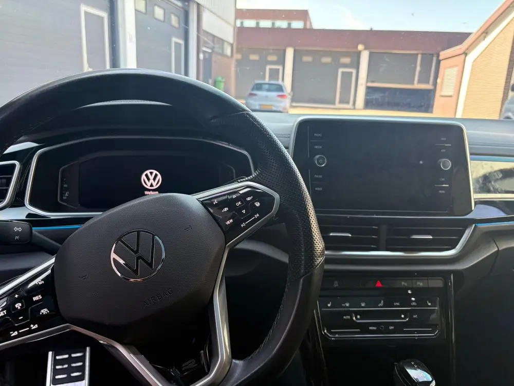 Volkswagen T-Roc 1.5 TSI 150pk 7-DSG 2022 Grijs uit 2022, foto 9