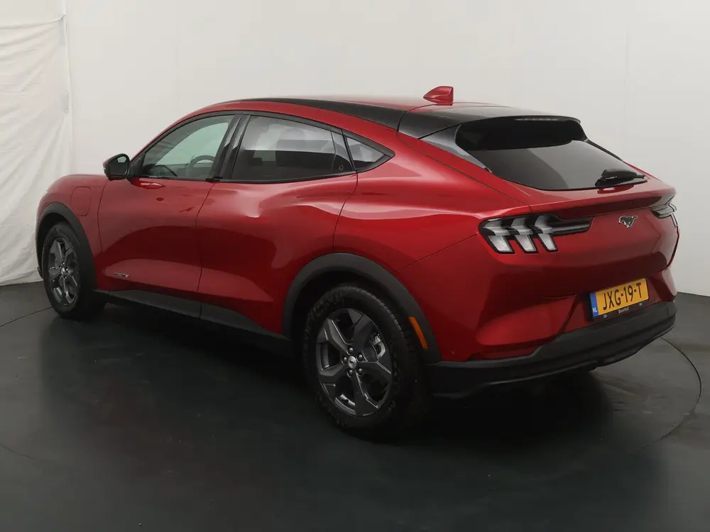 Ford Mustang Mach-E RWD 75 kWh 268 pk uit 2025, foto 3
