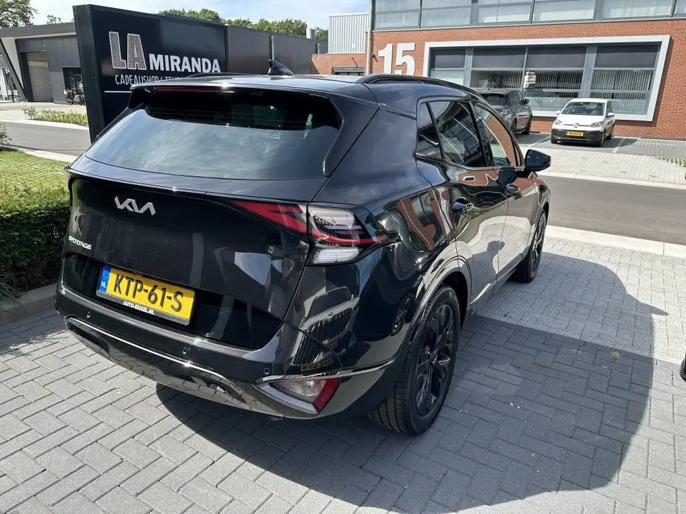 Kia Sportage 1.6 T-GDi Dark Edition MHEV 17 DKM (bj 202 uit 2025, foto 2