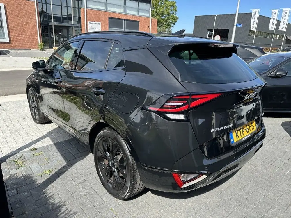 Kia Sportage 1.6 T-GDi Dark Edition MHEV 17 DKM (bj 202 uit 2025, foto 4