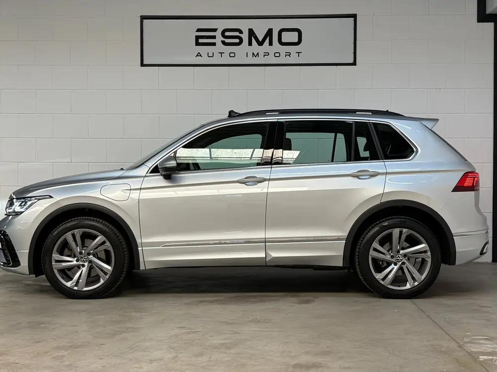 Volkswagen Tiguan 1.4 TSI eHybrid R-Line Business+ Panoramad uit 2022, foto 2