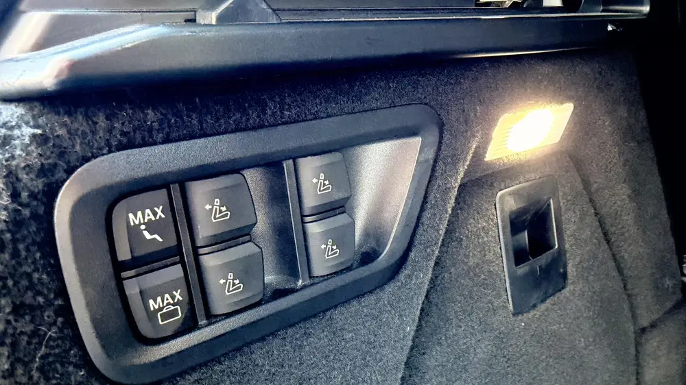 BMW X7 xDrive40i uit 2023, foto 12