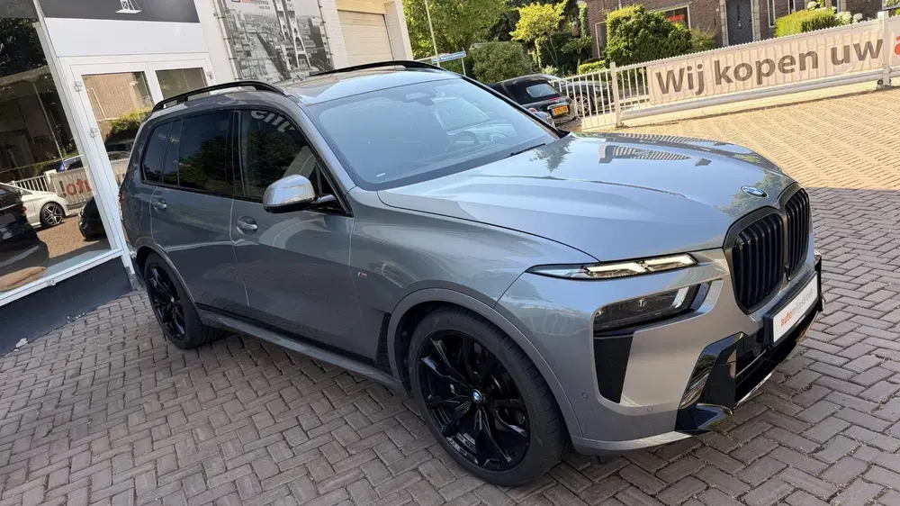 BMW X7 xDrive40i uit 2023, foto 5