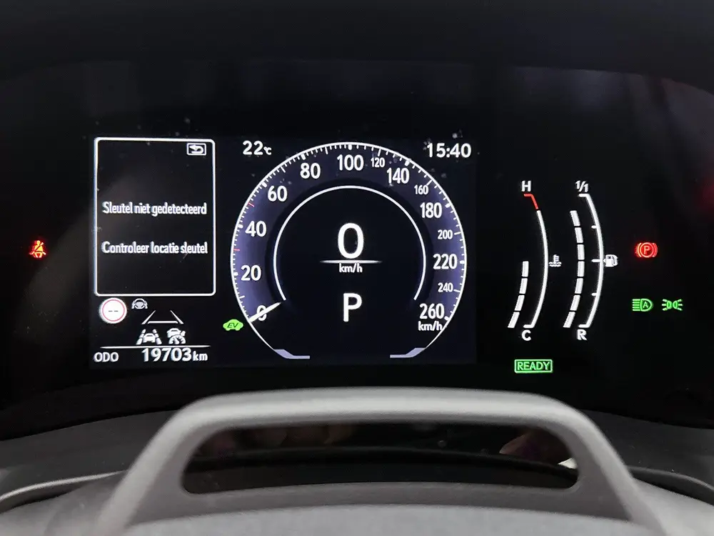 Lexus LBX 2WD uit 2025, foto 5