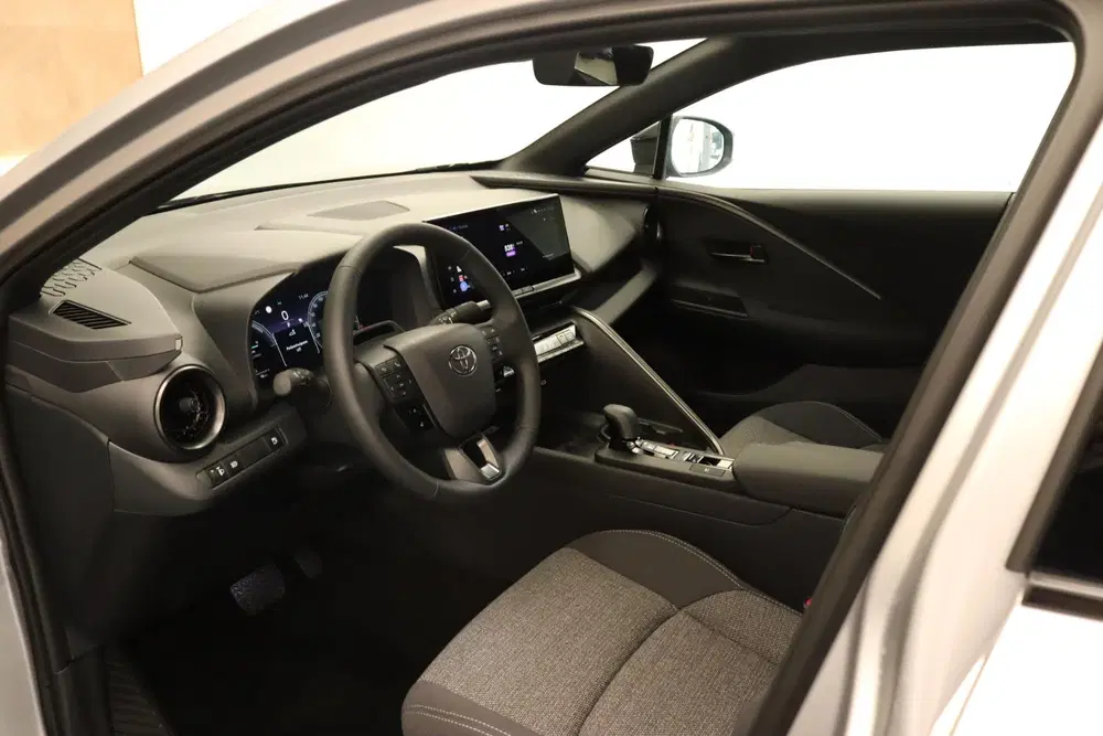 Toyota C-Hr 1.8 Hybrid 140 Dynamic uit 2026, foto 3