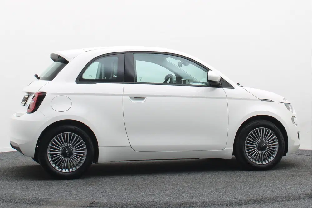 Fiat 500e Icon 42 kWh SOH 96% uit 2023, foto 9
