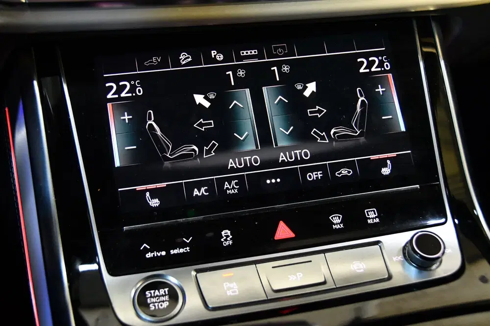 Audi Q8 55 TFSI e quattro Pro Line 360CAM*Keyless* uit 2021, foto 15