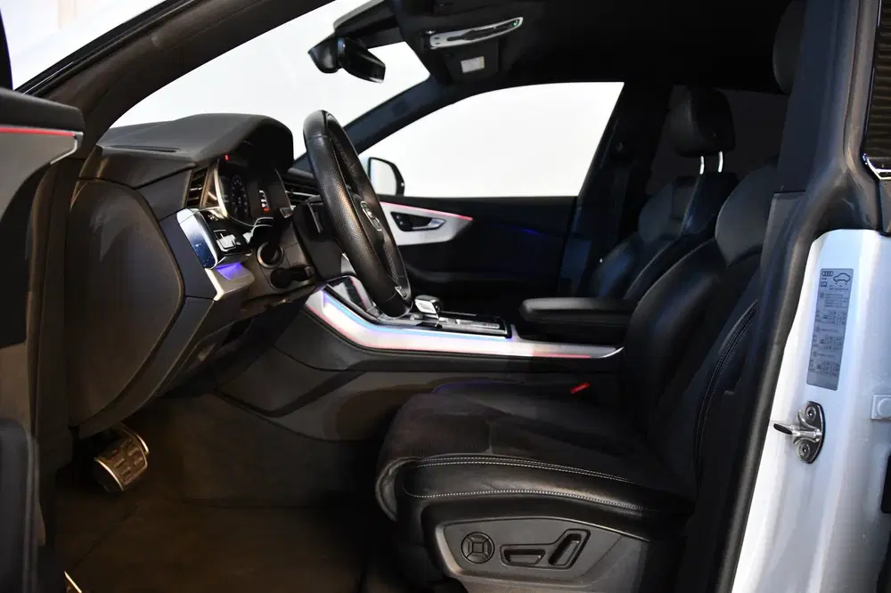 Audi Q8 55 TFSI e quattro Pro Line 360CAM*Keyless* uit 2021, foto 3