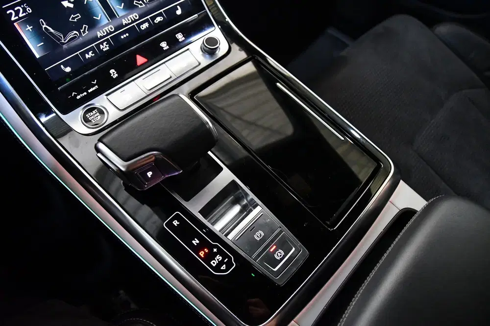 Audi Q8 55 TFSI e quattro Pro Line 360CAM*Keyless* uit 2021, foto 7