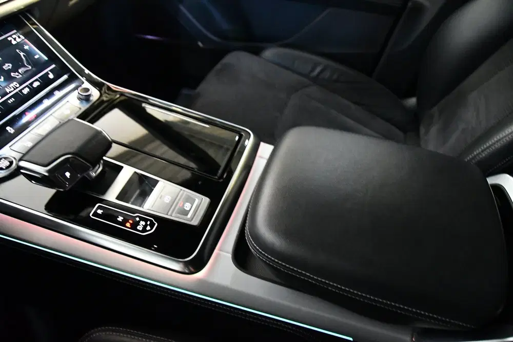 Audi Q8 55 TFSI e quattro Pro Line 360CAM*Keyless* uit 2021, foto 8