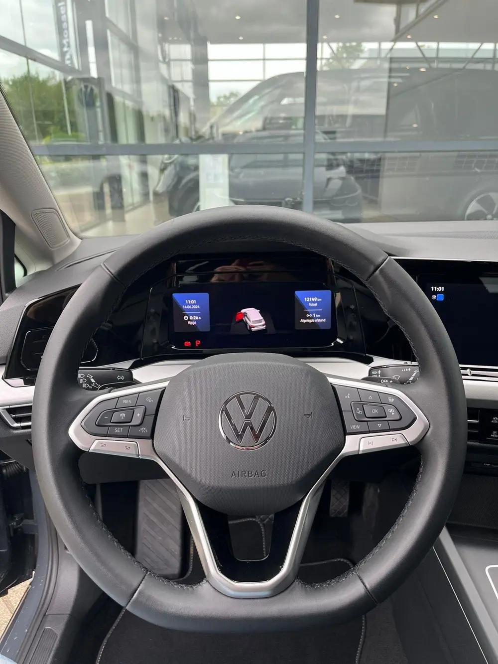Volkswagen Golf Variant 1.0 eTSI Life Business | Parkeersens uit 2023, foto 10